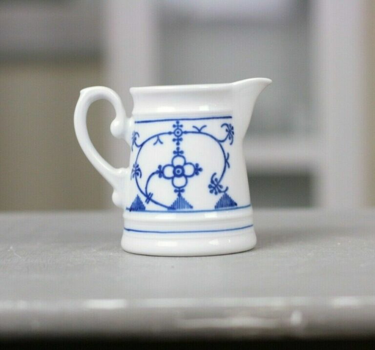 Winterling Milchkännchen Kaffeeservice Kanne Strohblume Weiß indisch blau