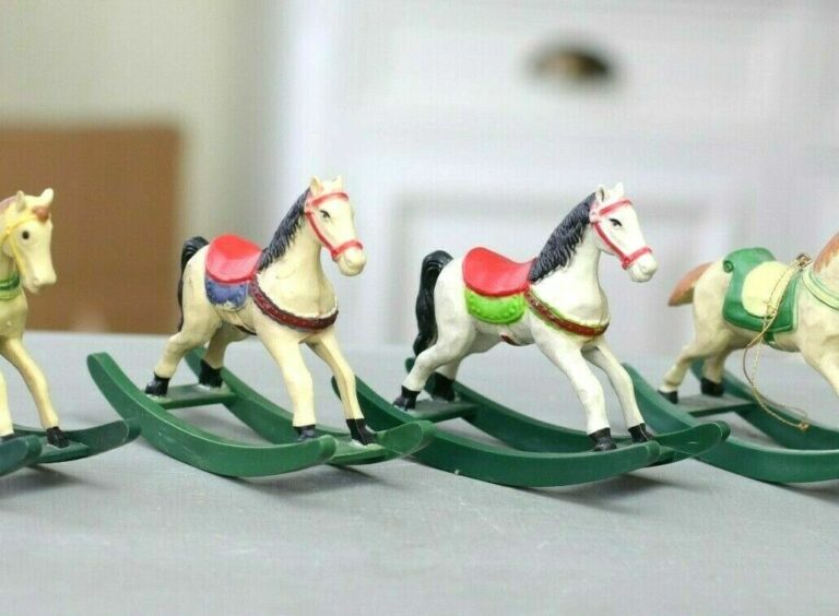 4 x Pferd Schaukelpferdchen Baumschmuck Christbaumschmuck Weihnachten