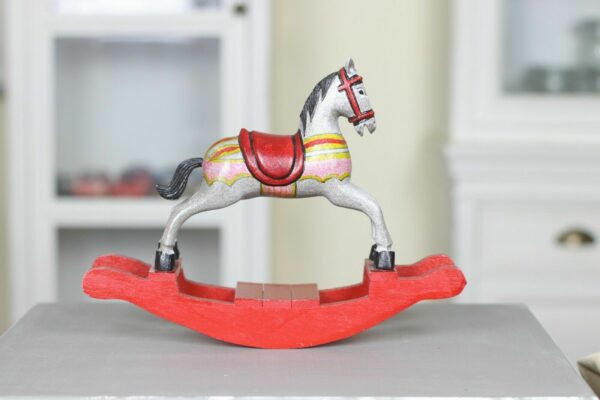Holzpferd Holz Pferd handbemalt Schaukelpferd rot Nostalgie Weihnachten 23 cm