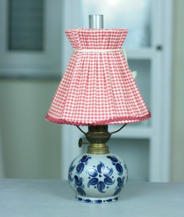 Tischlampe Petroleumlampe Nachttischlampe Jugendstil Keramik blau rot alt antik