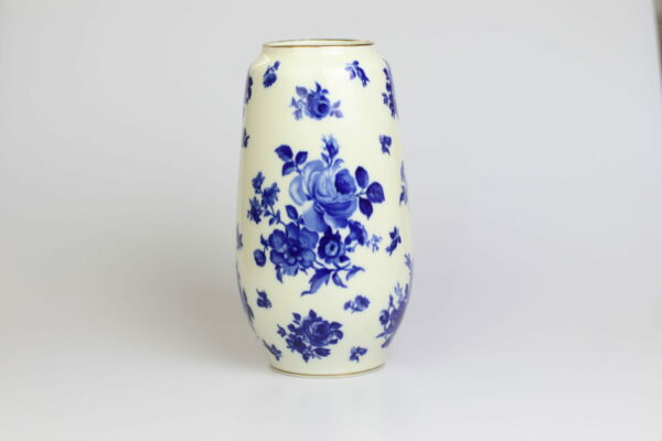 Royal Porzellan Bavaria KM Vase blau weiß Rosen Handarbeit Goldrand  22 Karat Gold